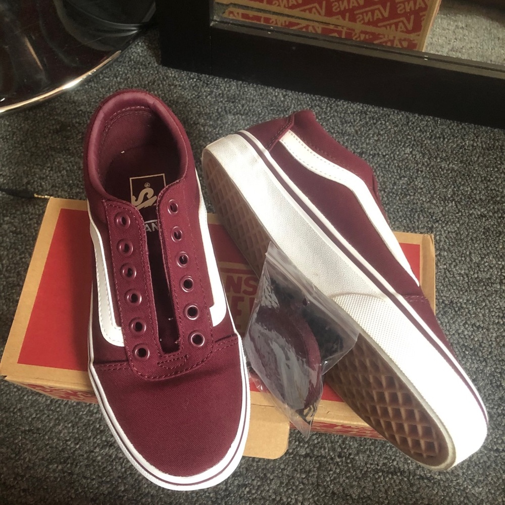maroon vans